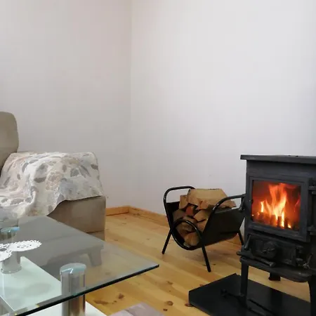 Πανσιόν Apartman Ika 3*