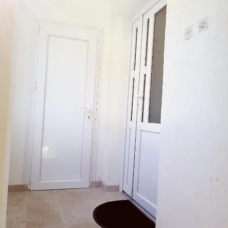 Apartman Ika بيت ضيافة بودغوريتْسا